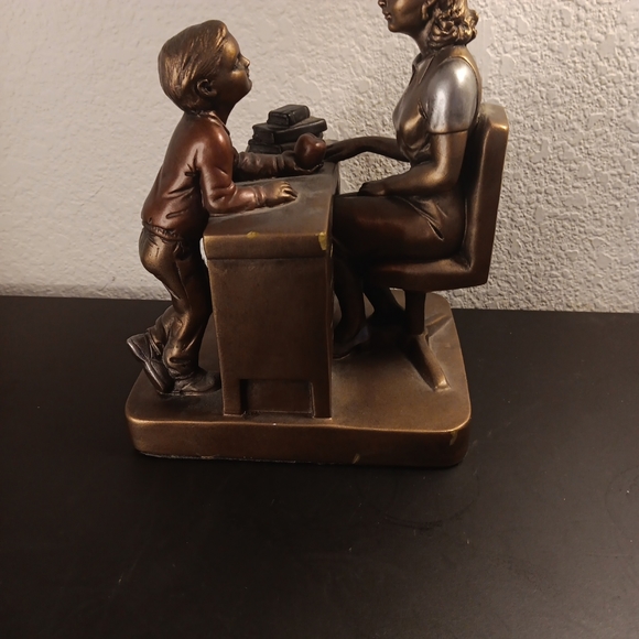 GORGEOUS Authentic Austin Sculpture TEACHER-STUDENT 8" Mixed Metal Sculpture. - Picture 6 of 8